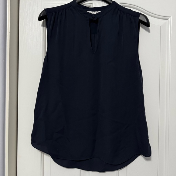 Veronica Beard Tops - Veronica Beard Navy Silk Sleeveless Tank Top Size 12